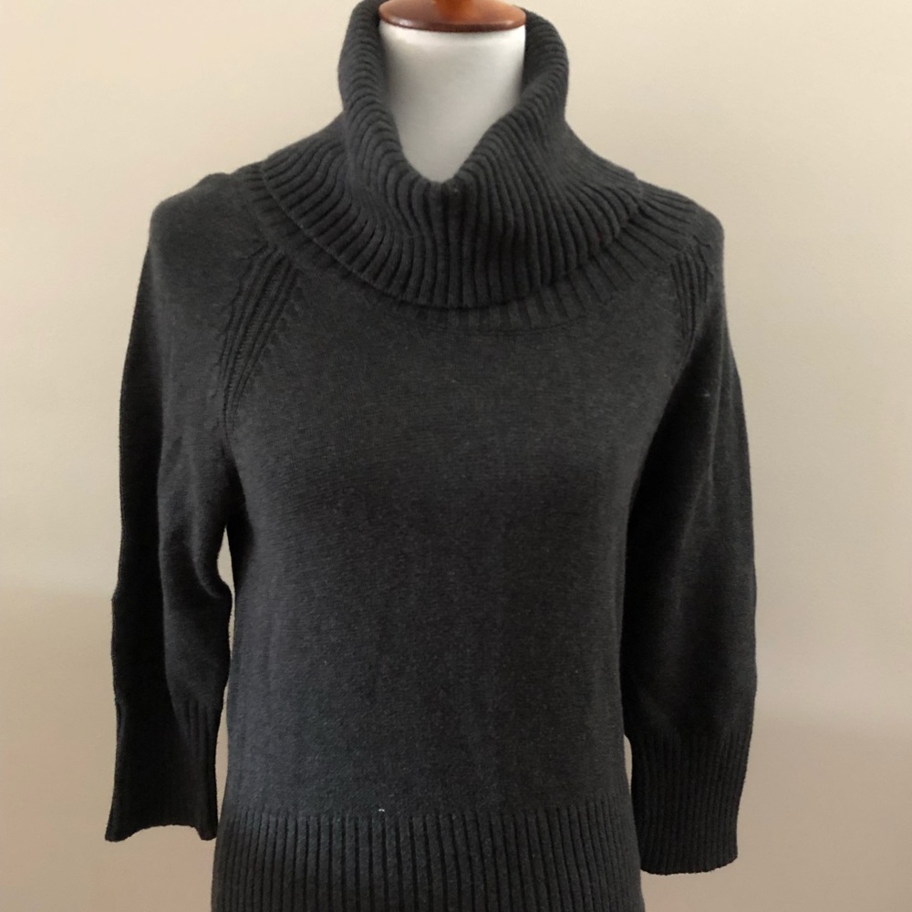 Uniform JPR 3/4 length Sweater